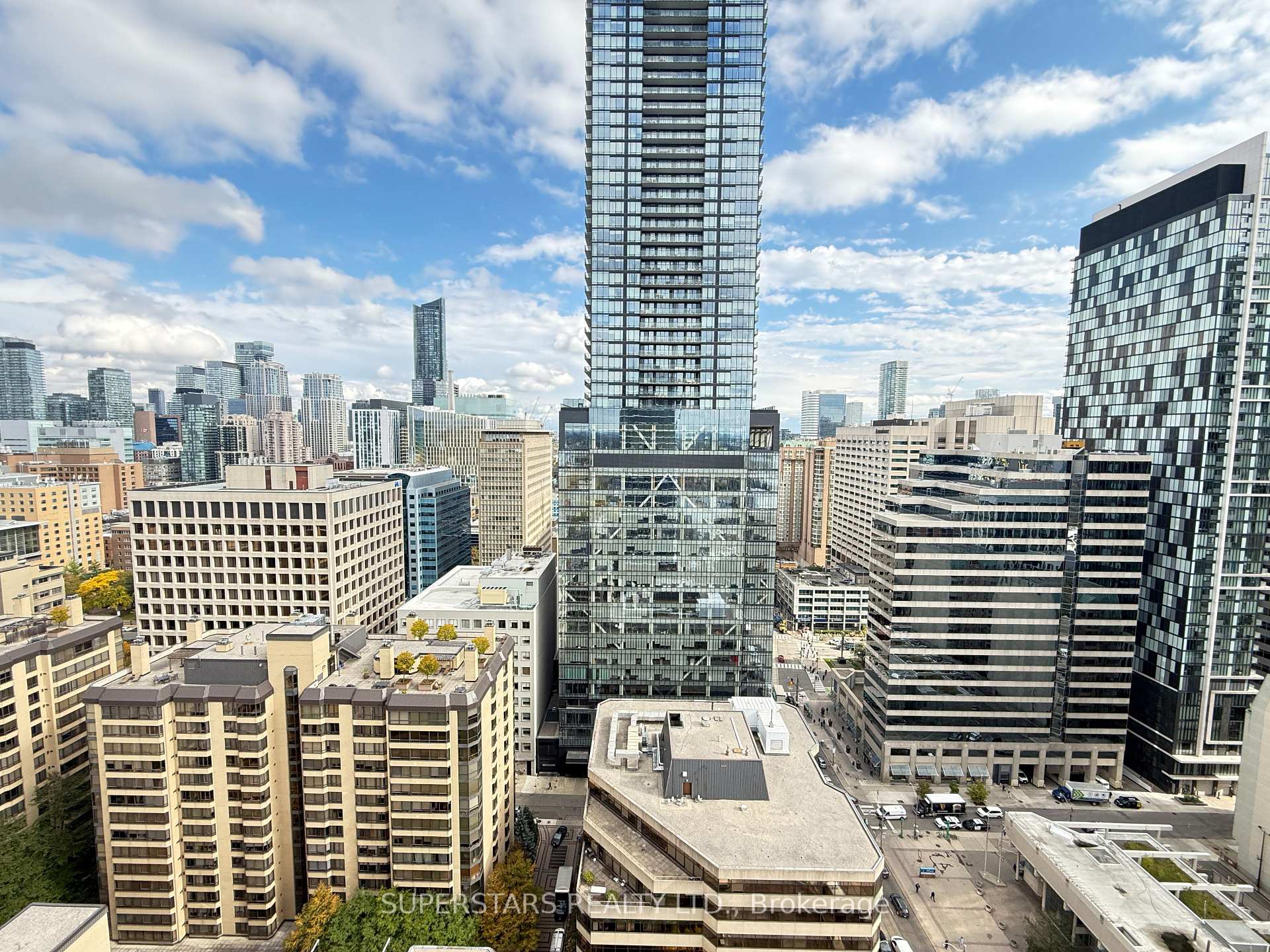 Photo 17 of Unit 2604, 280 Dundas Street W, Toronto, Kensington-Chinatown — HOMEH