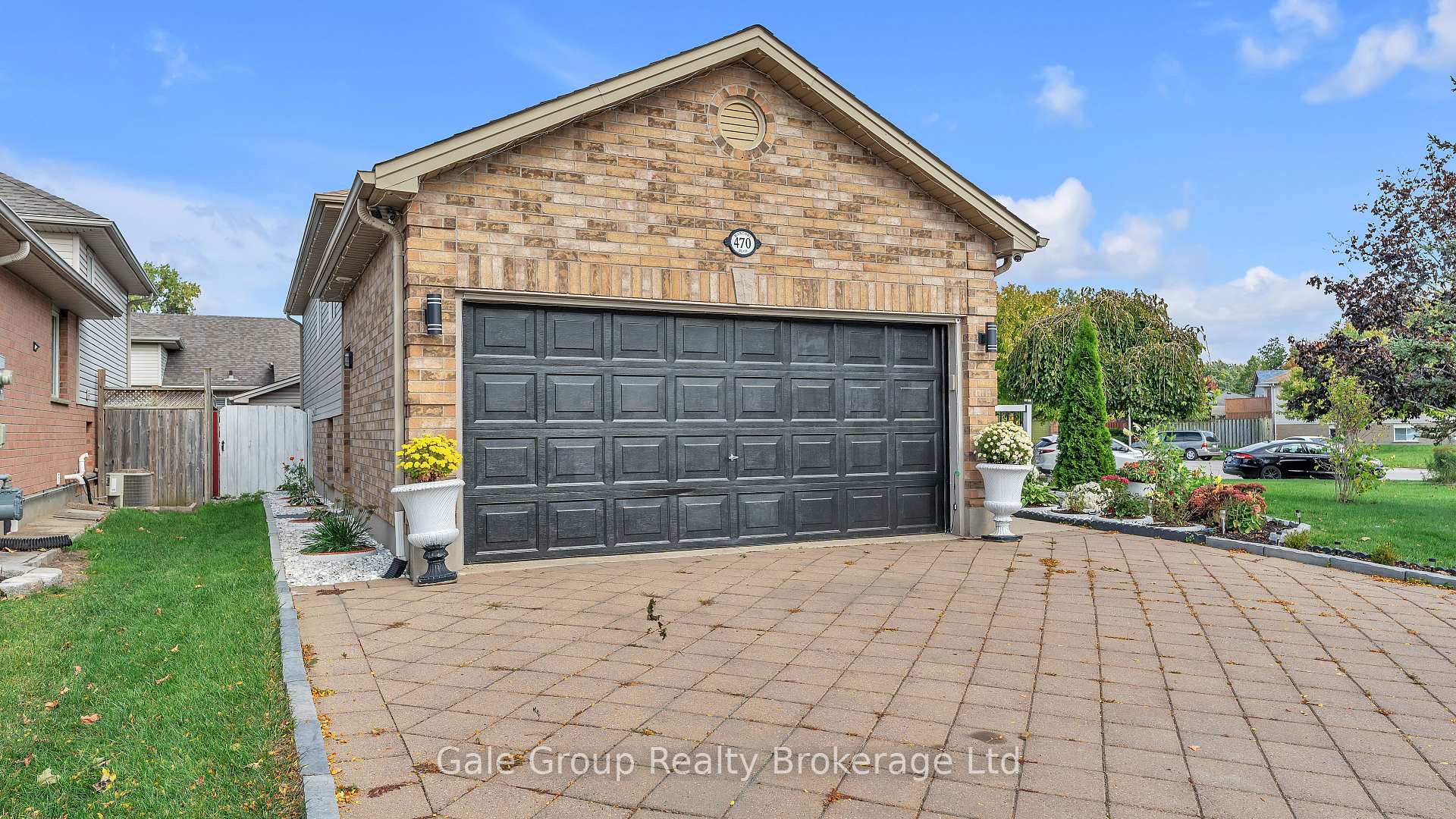 Photo 3 of 470 Marconi Boulevard, London, East I — HOMEH
