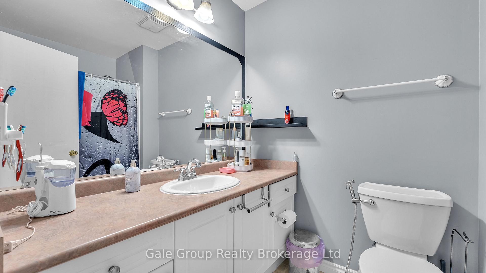 Photo 15 of 470 Marconi Boulevard, London, East I — HOMEH