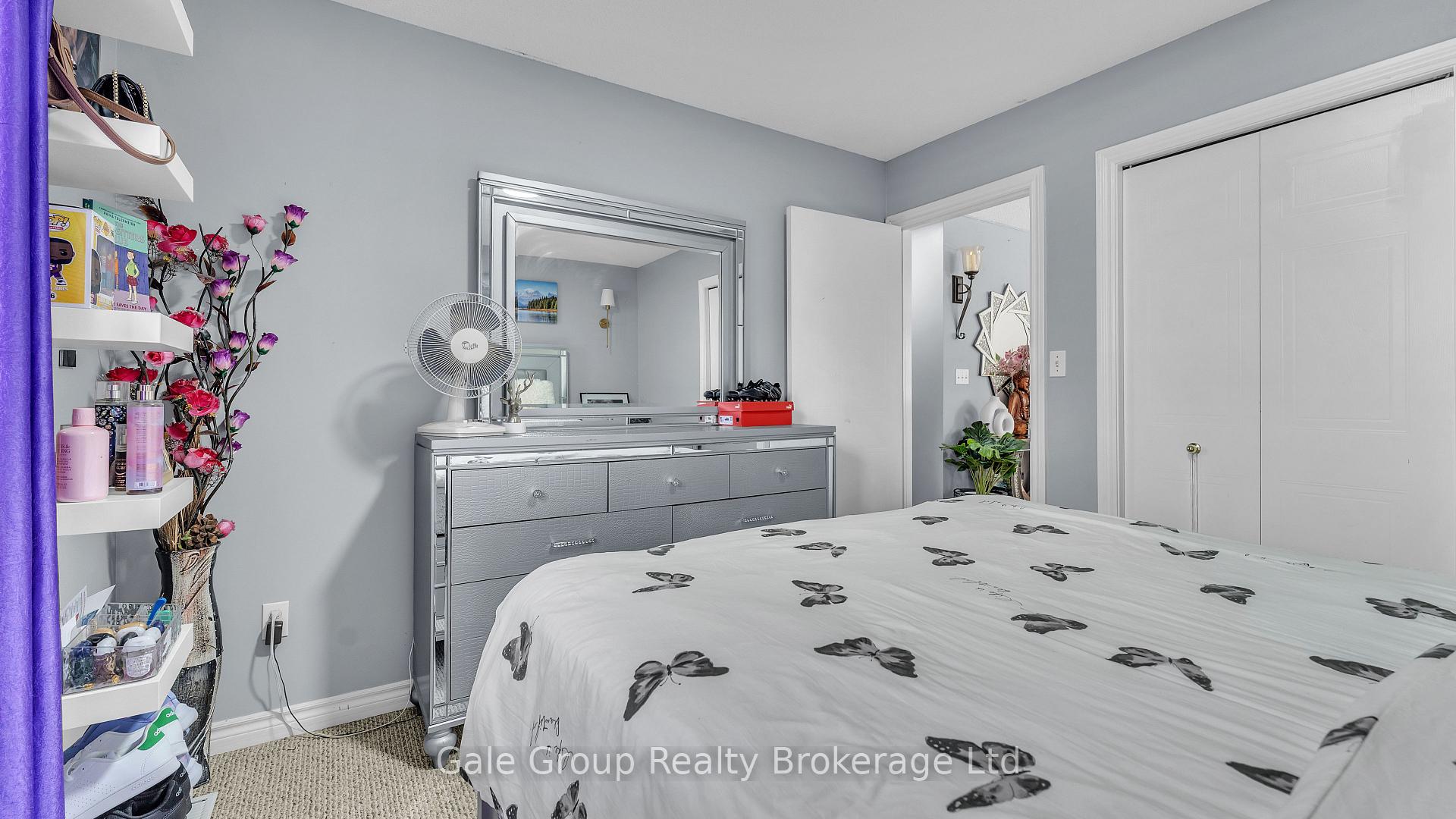 Photo 21 of 470 Marconi Boulevard, London, East I — HOMEH