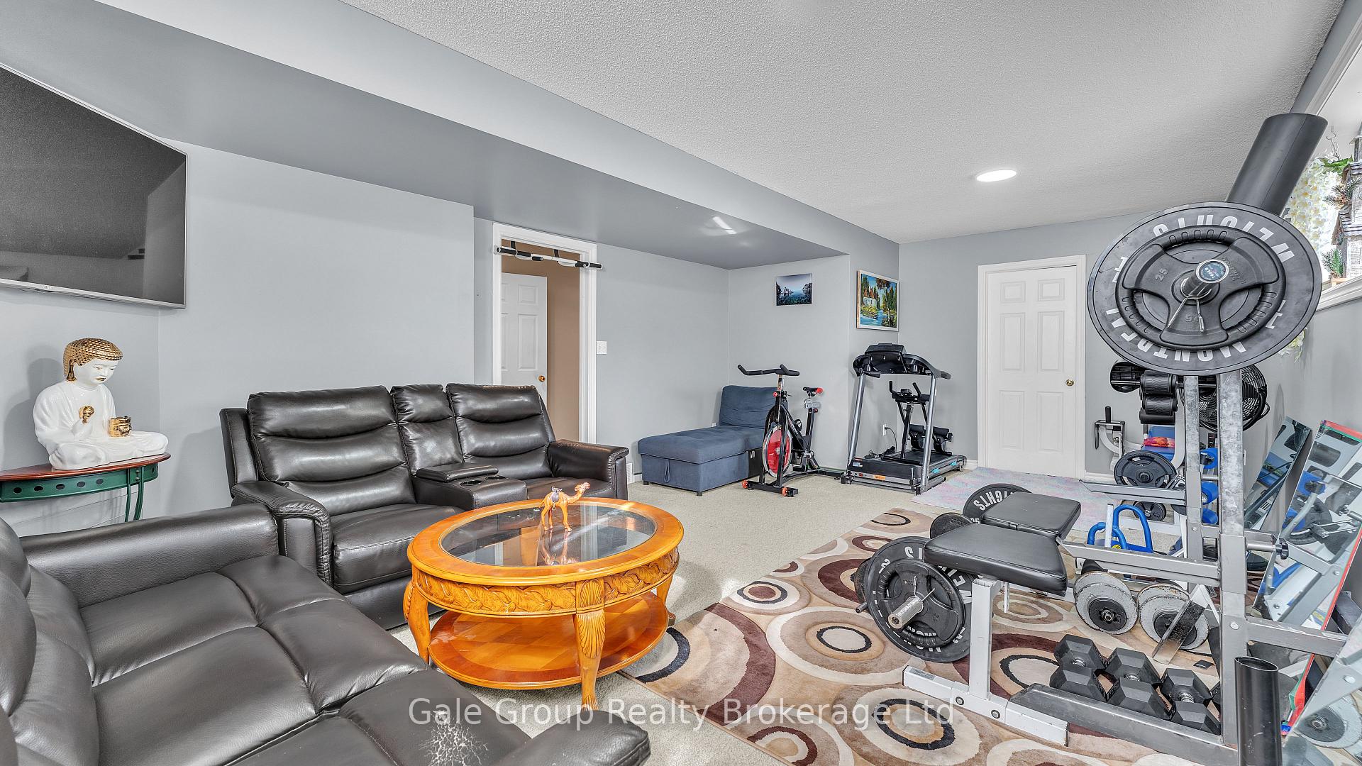 Photo 22 of 470 Marconi Boulevard, London, East I — HOMEH