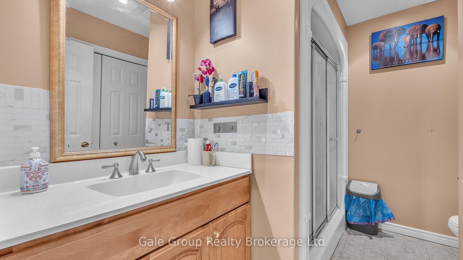 Photo 27 of 470 Marconi Boulevard, London, East I — HOMEH