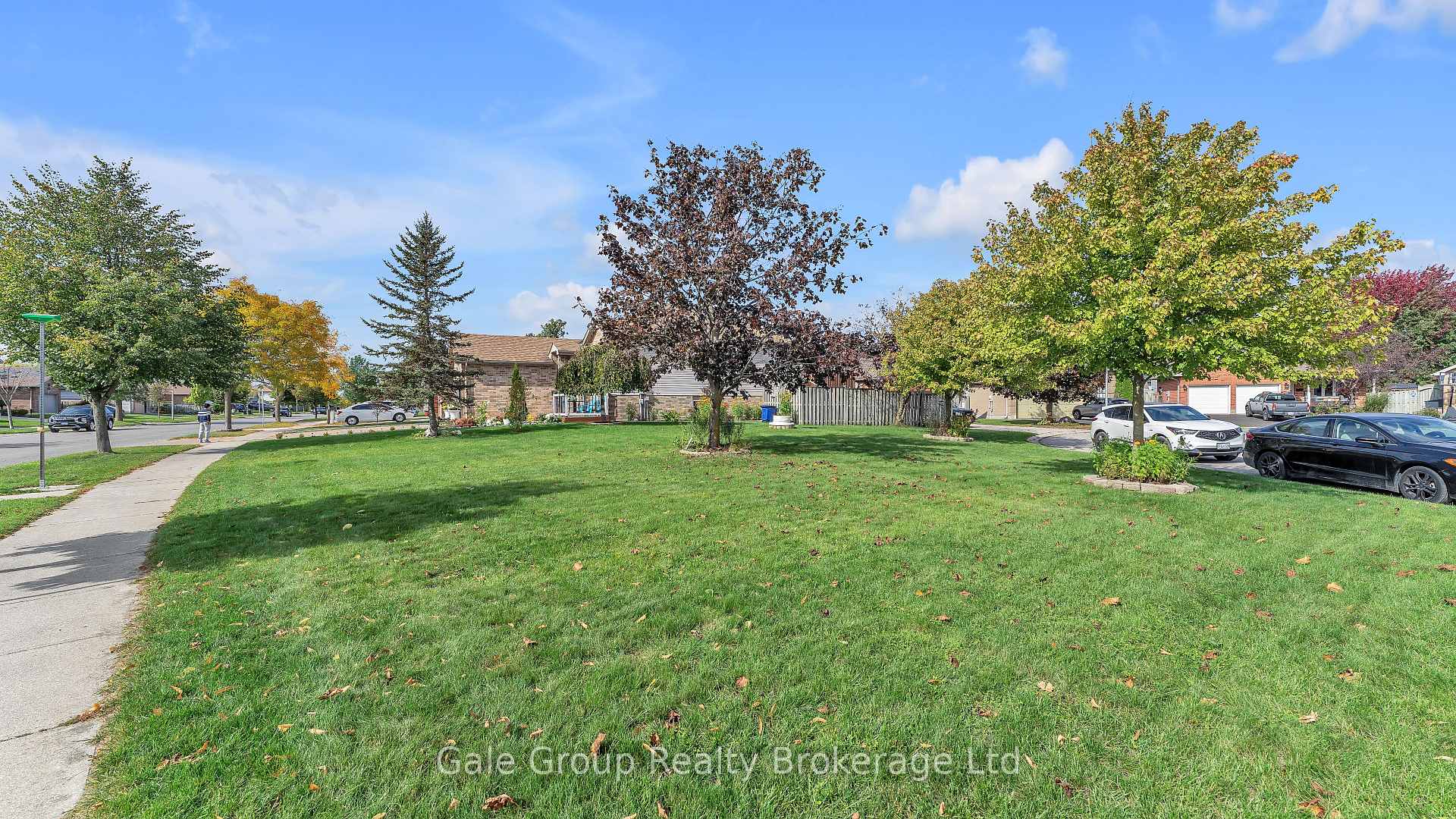 Photo 34 of 470 Marconi Boulevard, London, East I — HOMEH