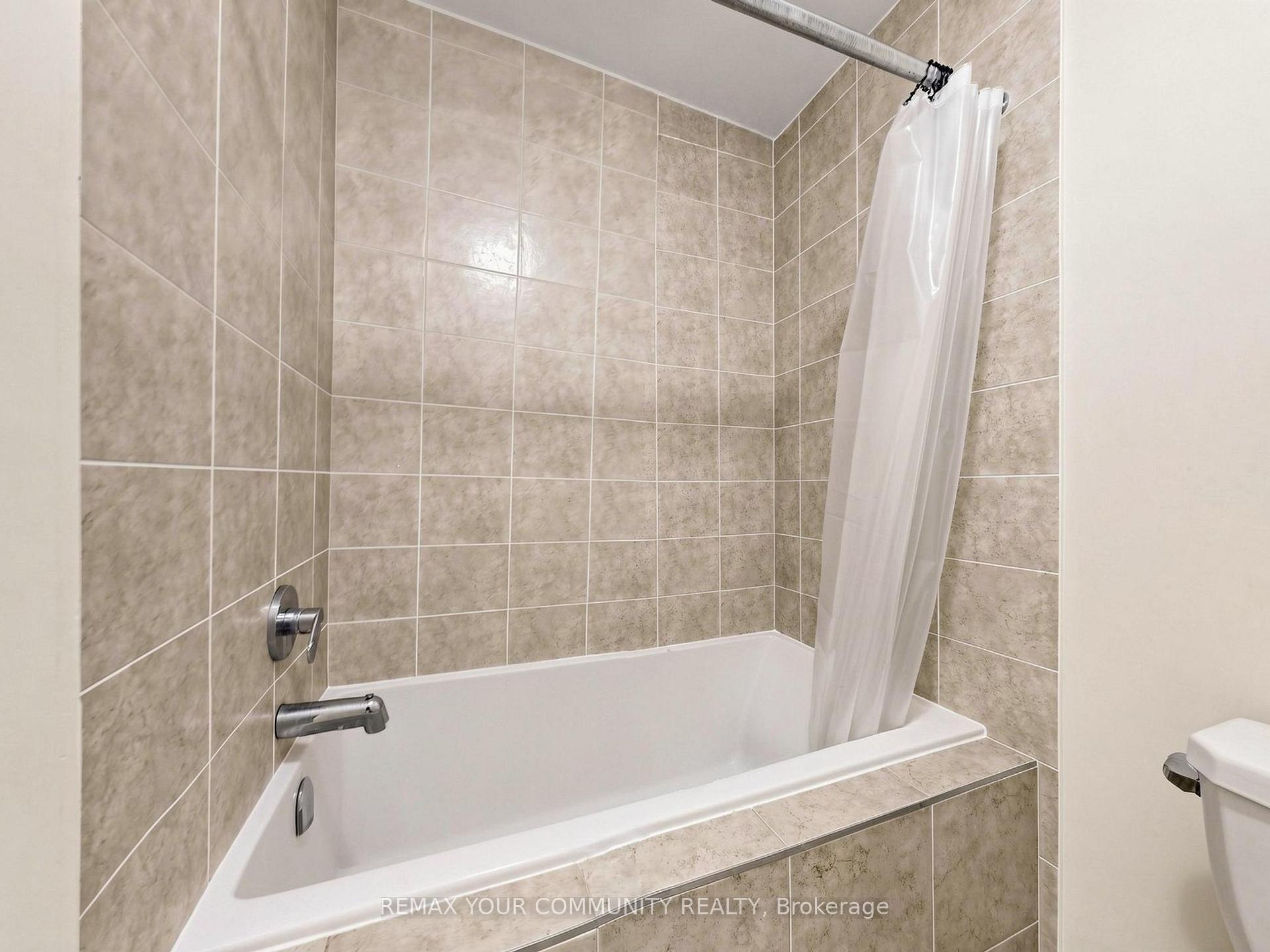 Photo 34 of 96 Drizzel Crescent, Richmond Hill, Oak Ridges — HOMEH