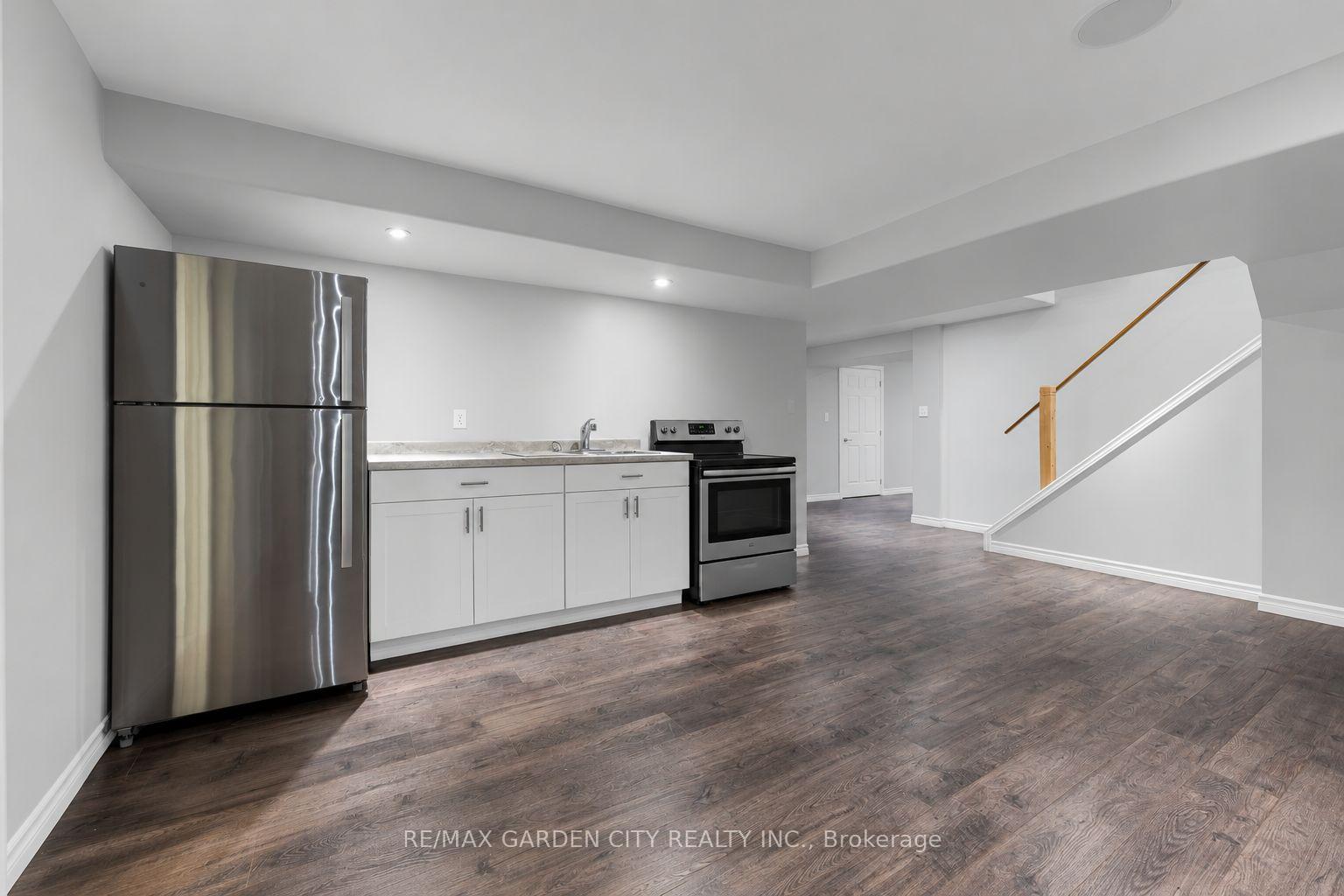 Photo 10 of Unit Lower, 159 Valera Drive, Hamilton, Stoney Creek — HOMEH