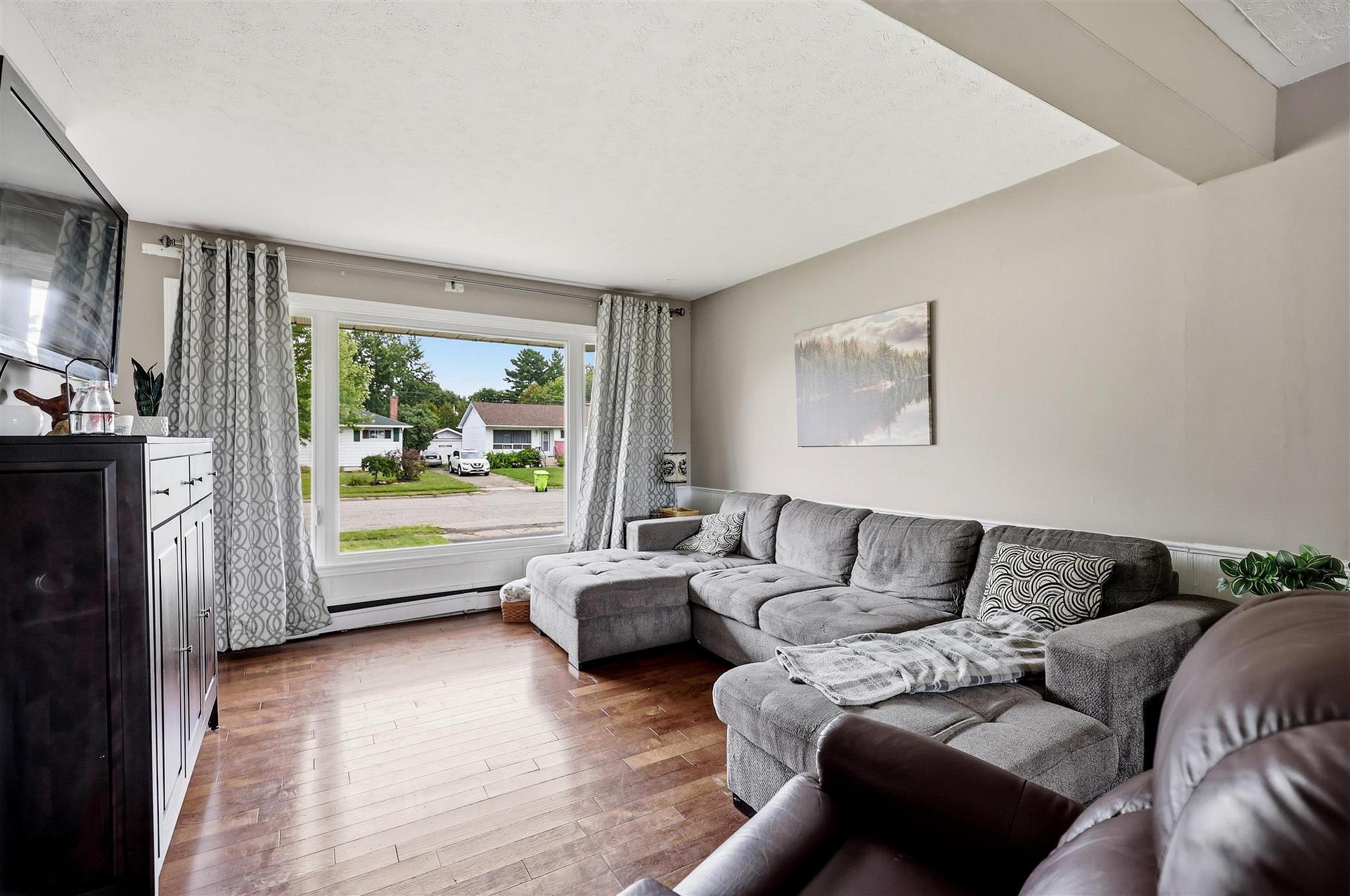 Photo 6 of 75 Indiana Drive, Sault Ste Marie, Ward 1 — HOMEH