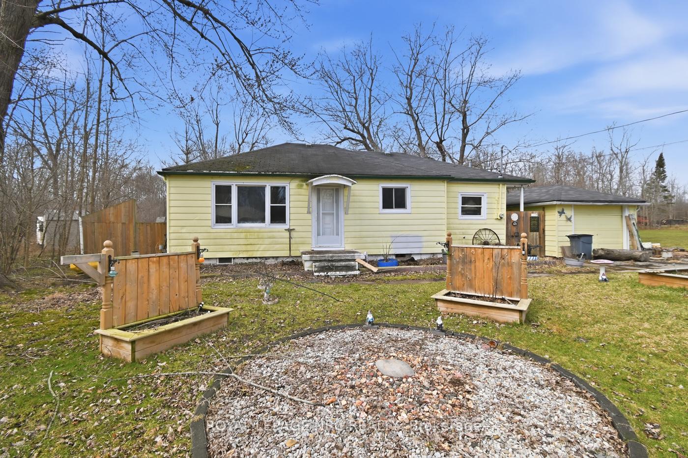 Photo of 529 Rosehill Road
