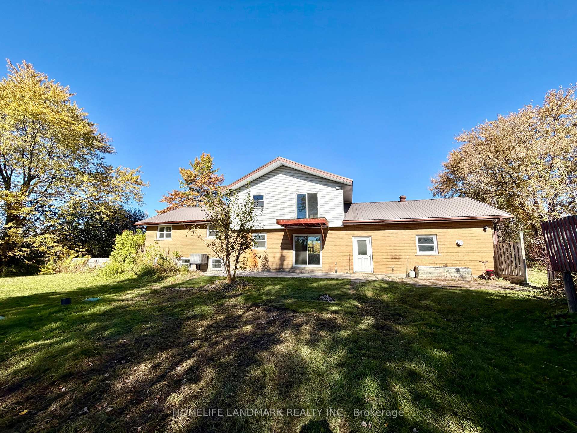 Photo 5 of 1135 rovenshoe Road S, Georgina, Keswick South — HOMEH