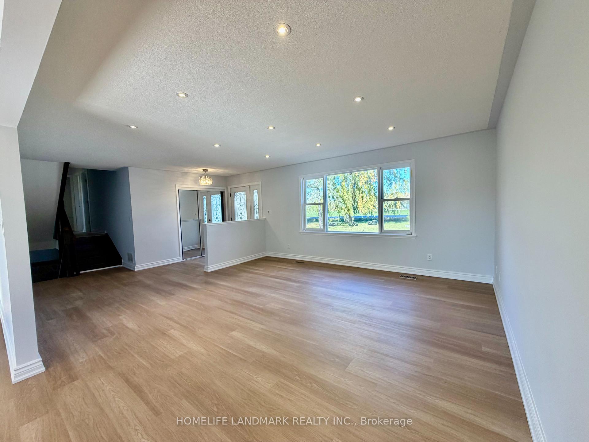 Photo 6 of 1135 rovenshoe Road S, Georgina, Keswick South — HOMEH