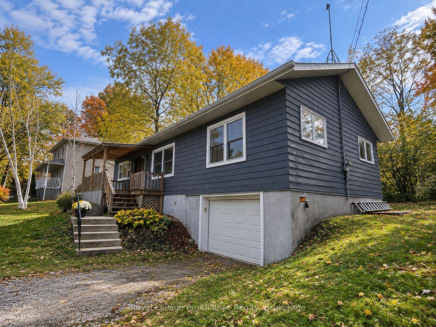 Photo 2 of 1455 County Rd 3, Prince Edward County, Ameliasburg Ward — HOMEH