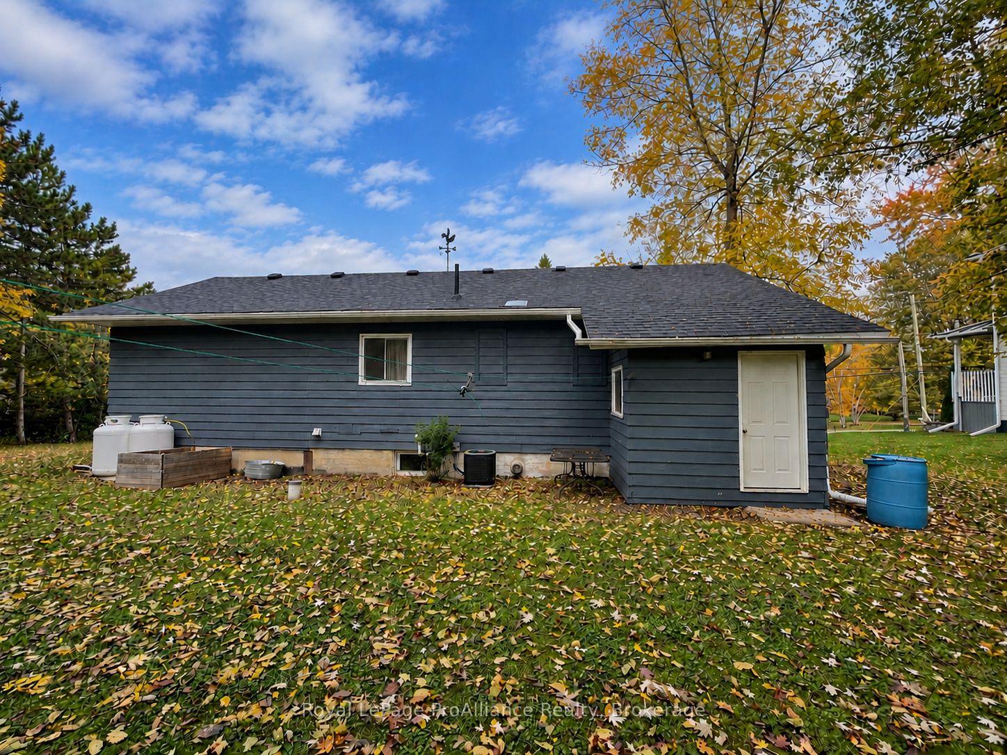 Photo 20 of 1455 County Rd 3, Prince Edward County, Ameliasburg Ward — HOMEH