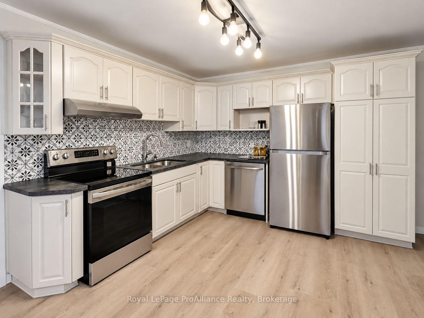 Photo 9 of 1455 County Rd 3, Prince Edward County, Ameliasburg Ward — HOMEH