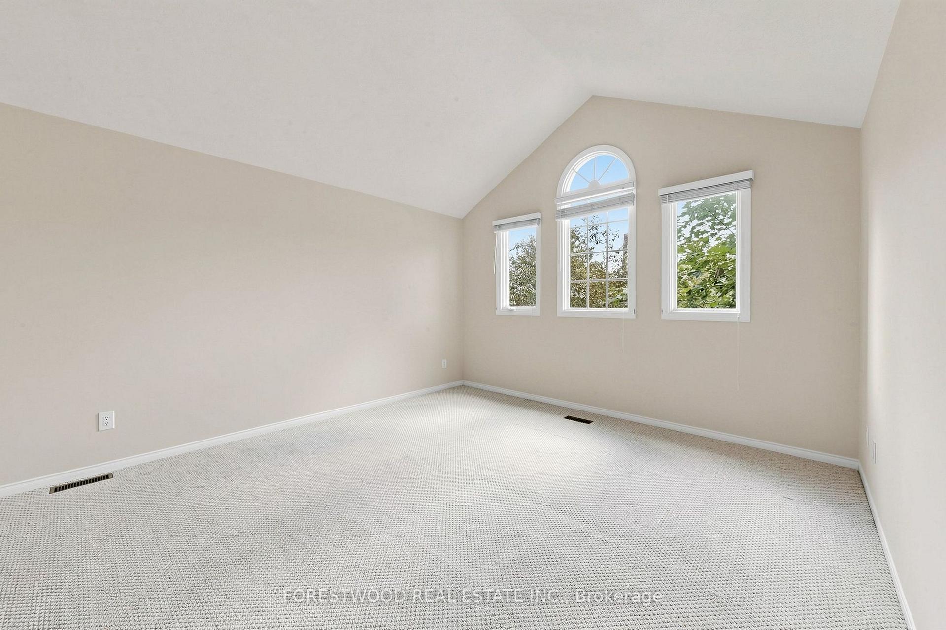 Photo 35 of 4616 Inverness Boulevard, Mississauga, East Credit — HOMEH