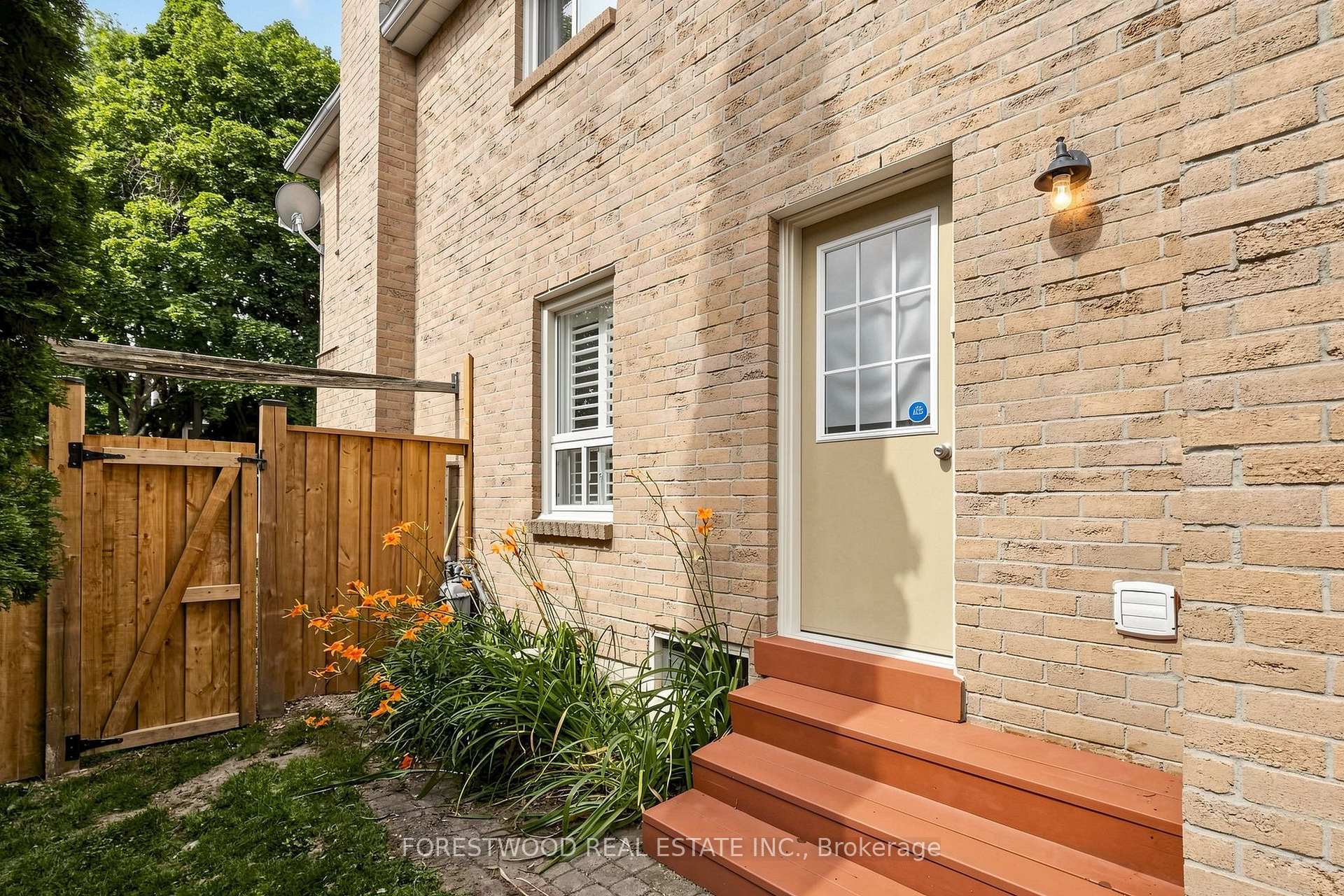 Photo 46 of 4616 Inverness Boulevard, Mississauga, East Credit — HOMEH
