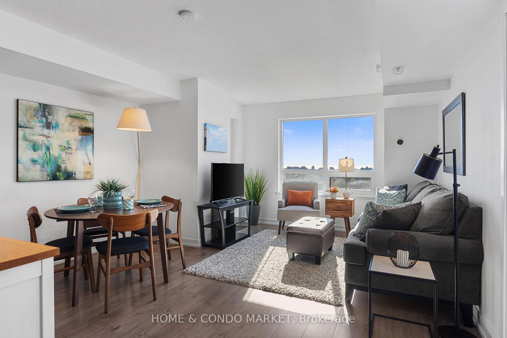 Photo of Unit 2404, 1410 Dupont Street