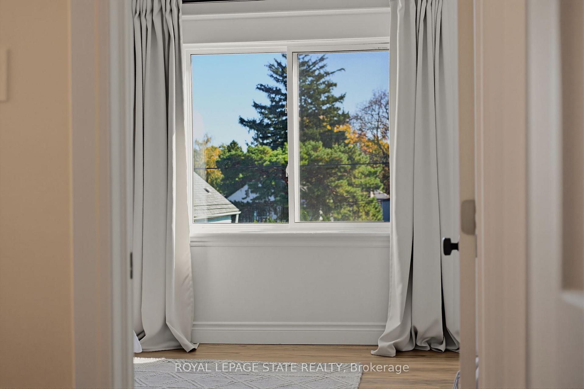Photo 28 of 206 Craigroyston Road, Hamilton, Bartonville — HOMEH