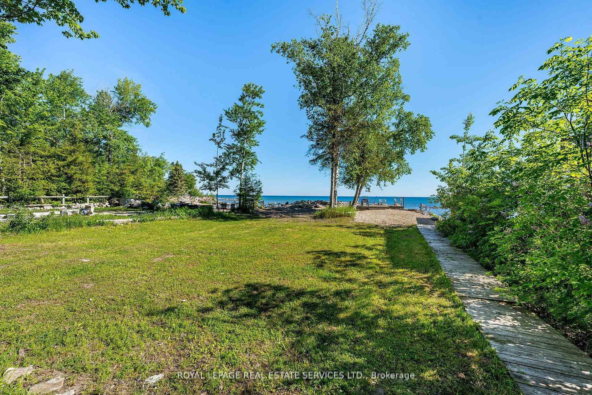 Photo 11 of 2228 Shore Lane, Wasaga Beach — HOMEH
