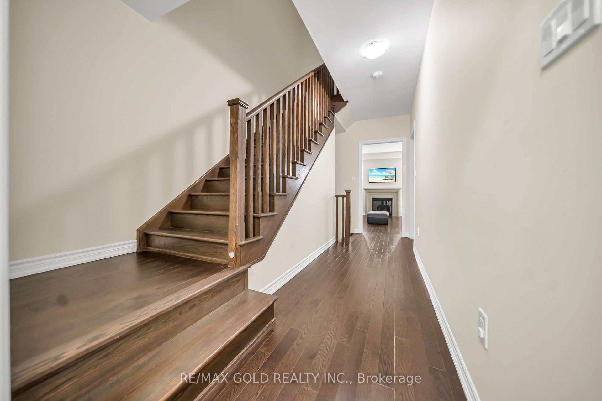 Photo 6 of 5 Capton Street, Brantford, Empire South — HOMEH