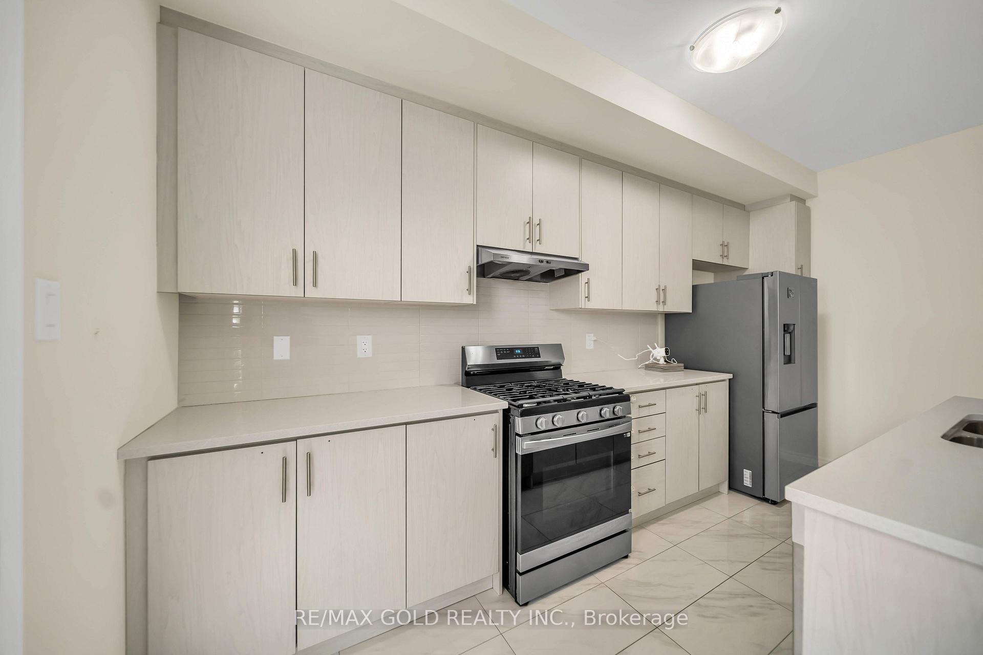 Photo 13 of 5 Capton Street, Brantford, Empire South — HOMEH