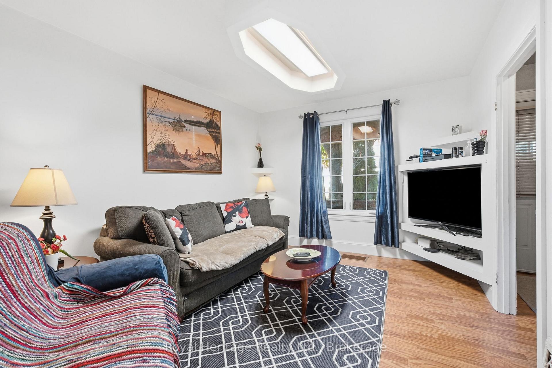Photo 8 of 165 Colborne Street, Oshawa, O'Neill — HOMEH