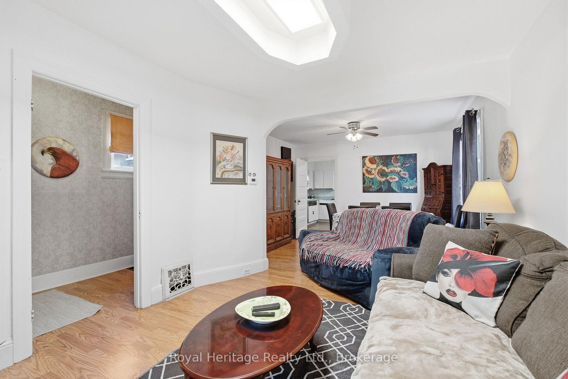 Photo 9 of 165 Colborne Street, Oshawa, O'Neill — HOMEH