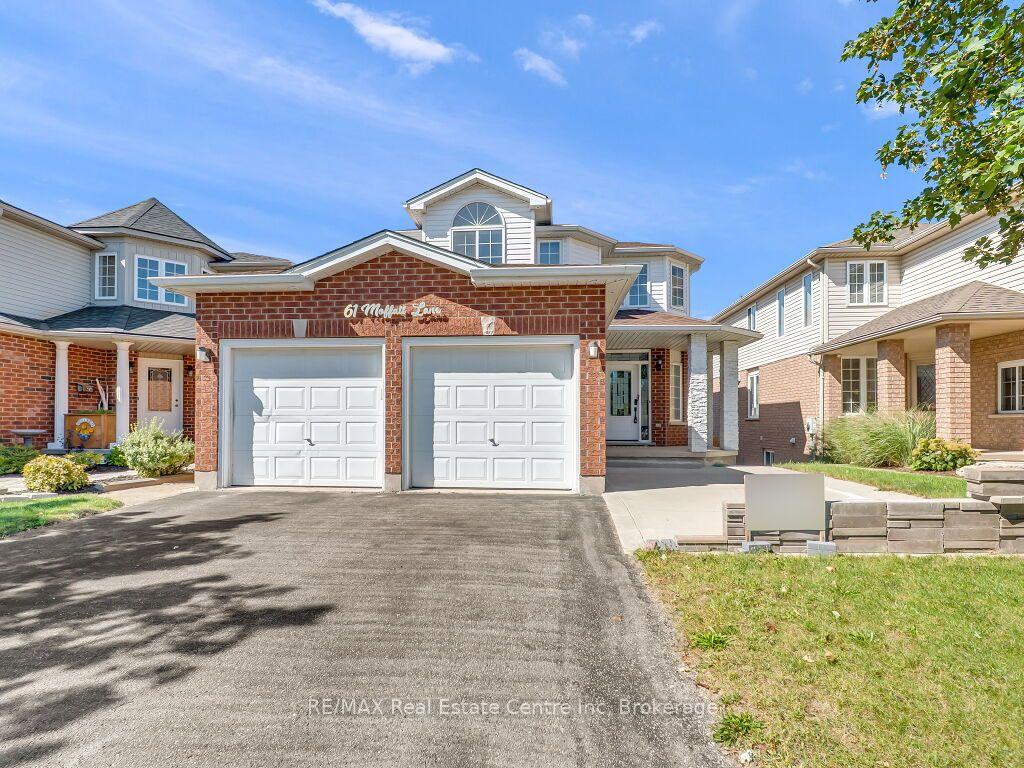 Photo 3 of 61 Moffatt Lane, Guelph, Clairfields/Hanlon Business Park — HOMEH