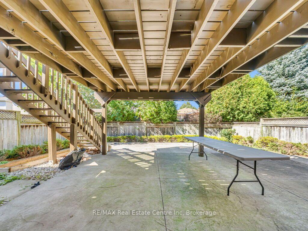 Photo 41 of 61 Moffatt Lane, Guelph, Clairfields/Hanlon Business Park — HOMEH