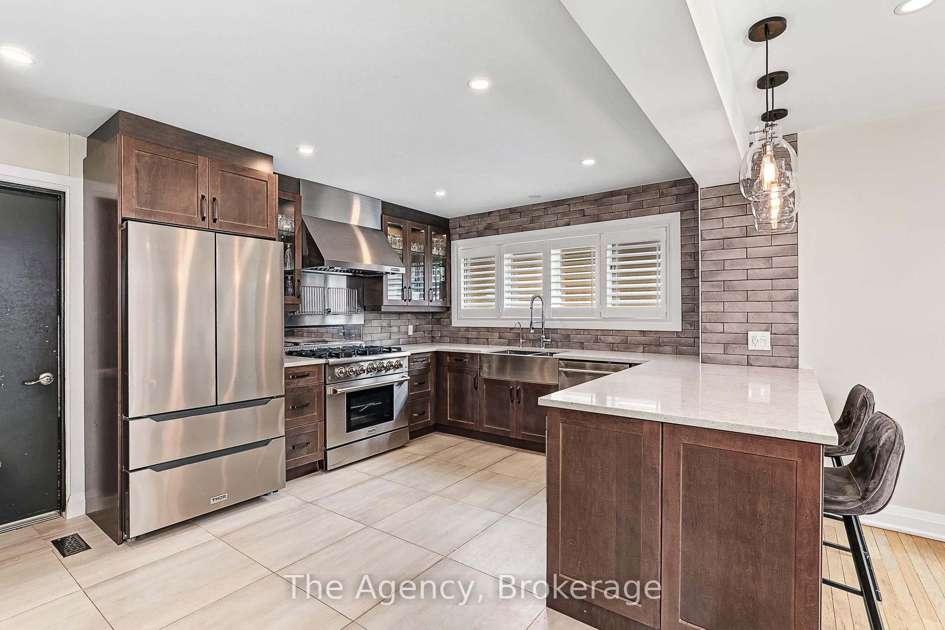 Photo 5 of 136 Grand Cypress Lane, Blue Mountains — HOMEH