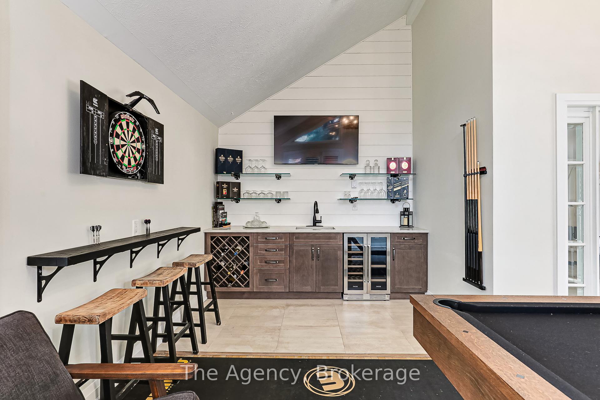Photo 6 of 136 Grand Cypress Lane, Blue Mountains — HOMEH