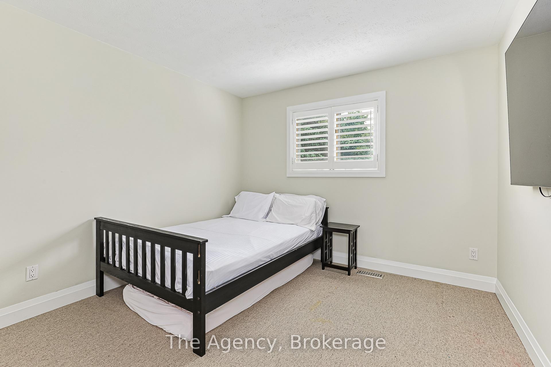 Photo 18 of 136 Grand Cypress Lane, Blue Mountains — HOMEH