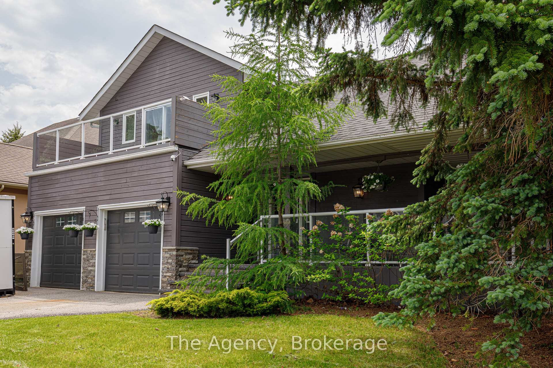 Photo 33 of 136 Grand Cypress Lane, Blue Mountains — HOMEH