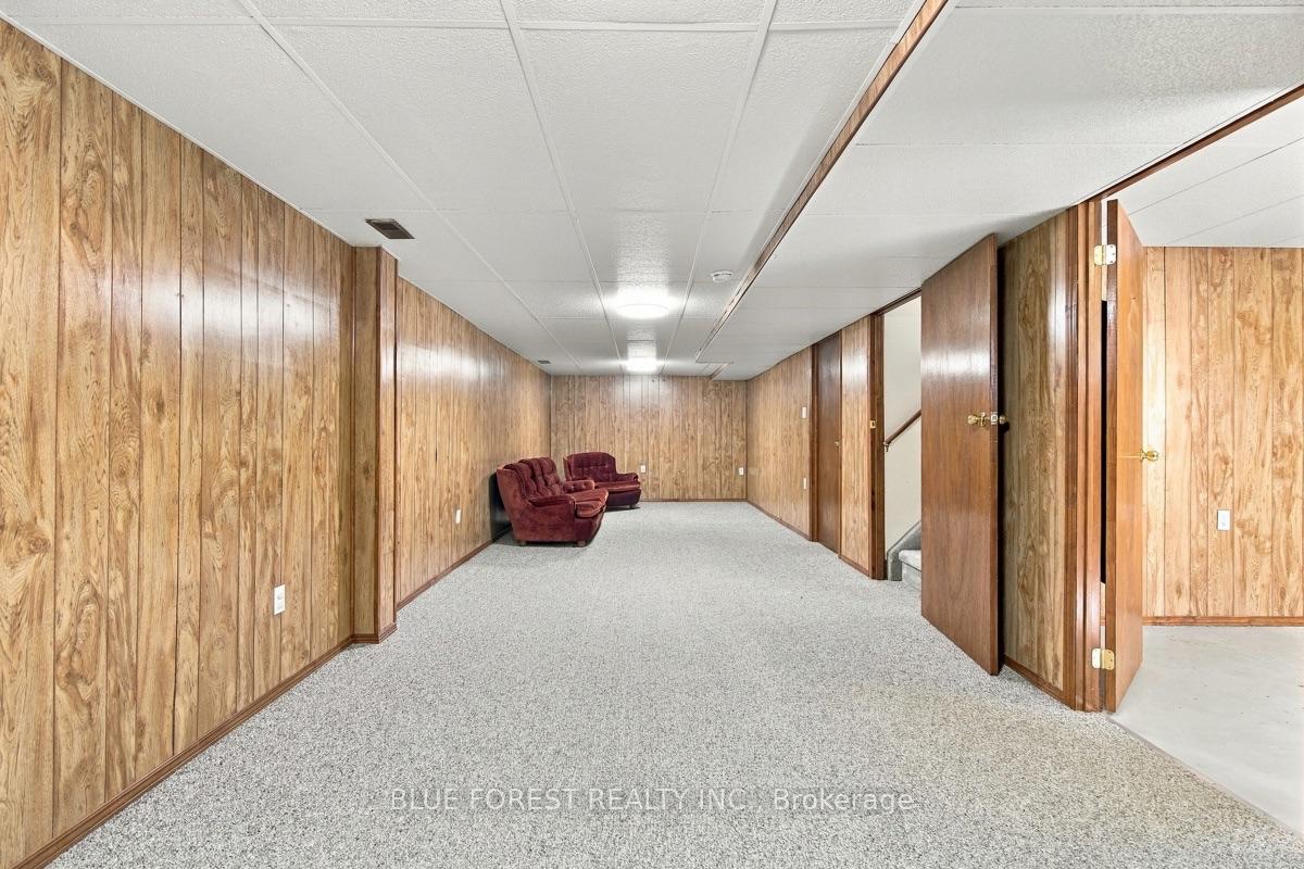 Photo 34 of 39 Gerald Crescent, London, South J — HOMEH