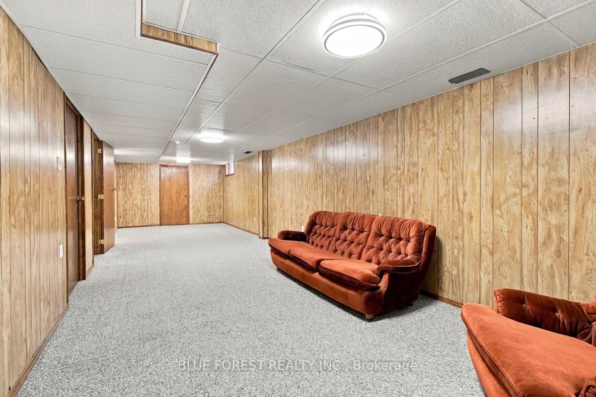 Photo 36 of 39 Gerald Crescent, London, South J — HOMEH