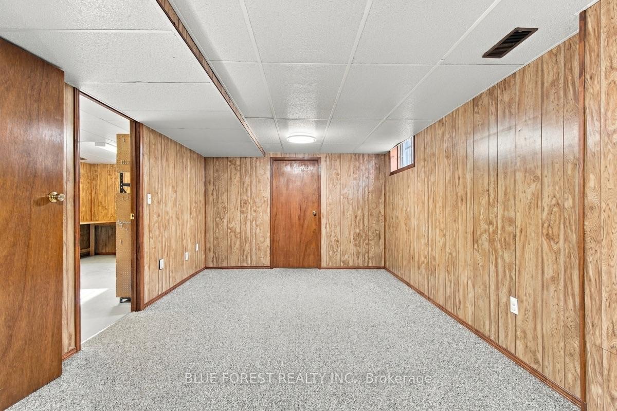 Photo 39 of 39 Gerald Crescent, London, South J — HOMEH