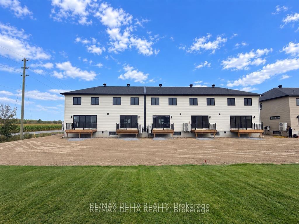 Photo 3 of Unit A, 67 Carpe Street, Casselman, Casselman — HOMEH