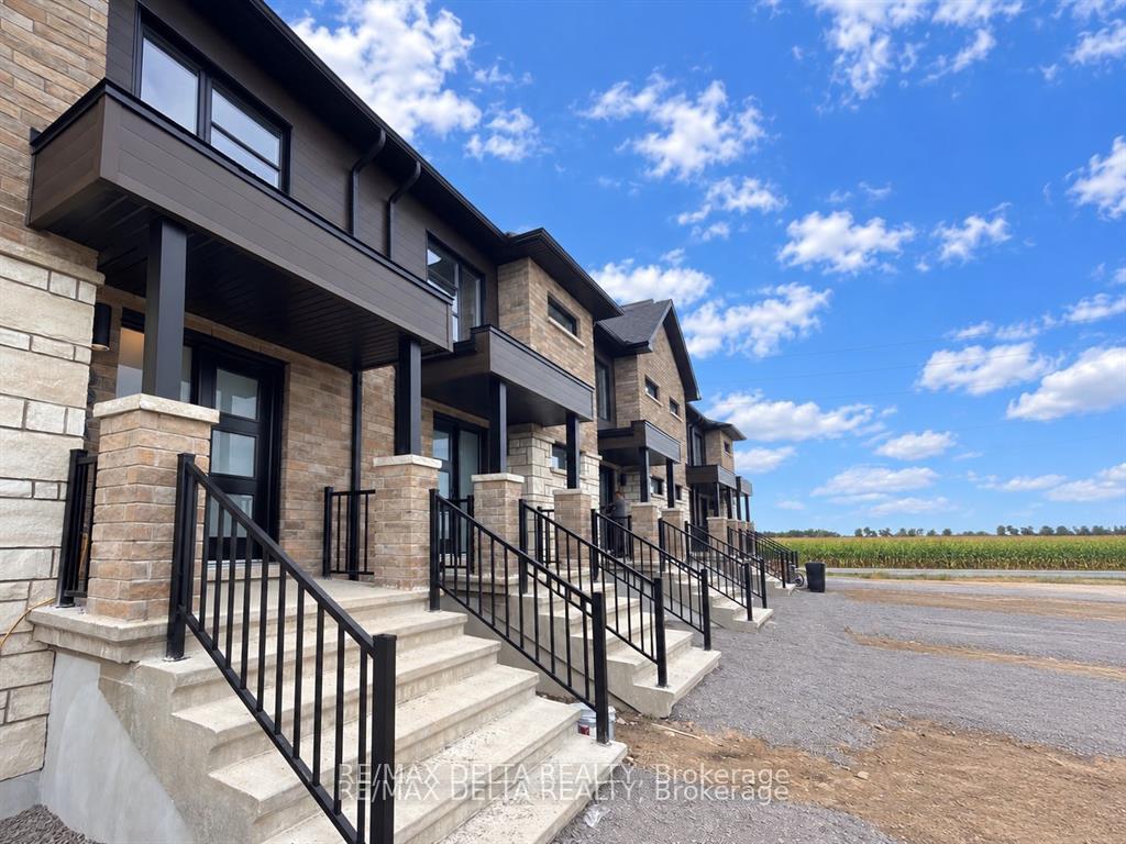 Photo 4 of Unit A, 67 Carpe Street, Casselman, Casselman — HOMEH