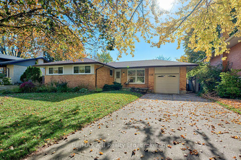 Photo 1 of 118 Feick Crescent, Stratford — HOMEH