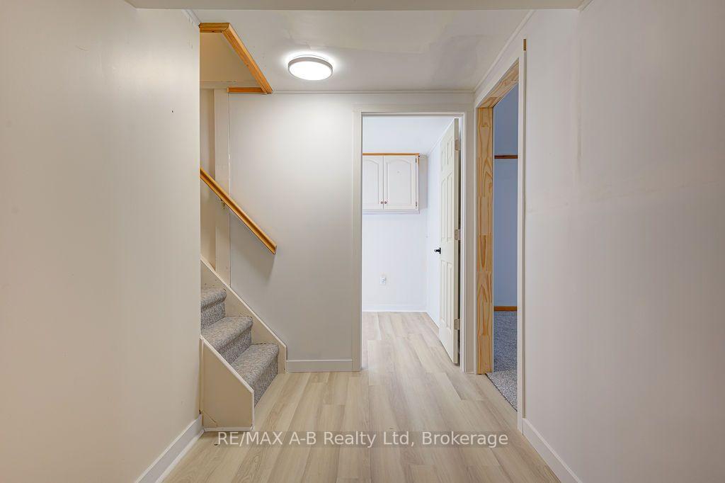 Photo 29 of 118 Feick Crescent, Stratford — HOMEH