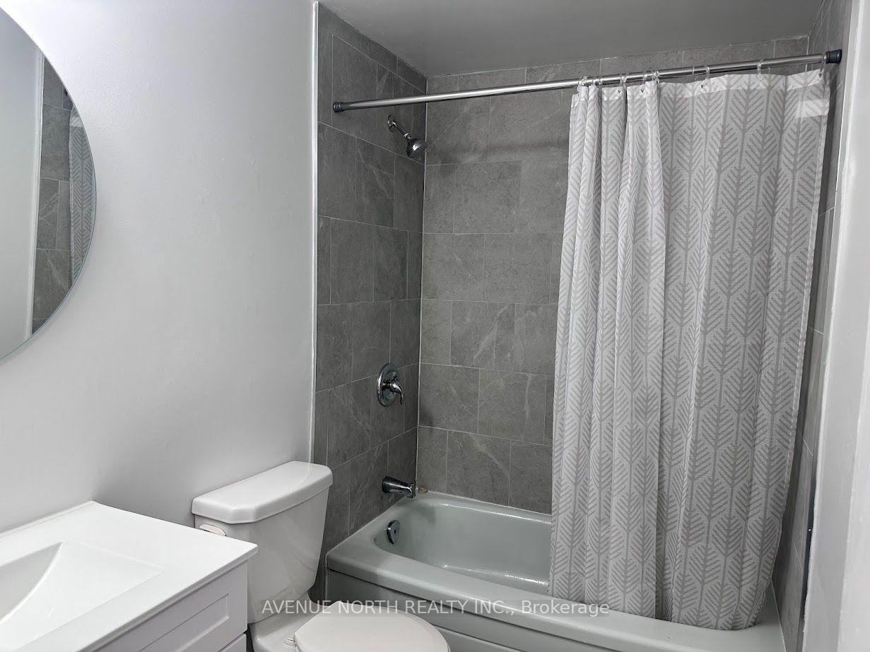 Photo 11 of 1370 Foxwell Street, Ottawa, Pineview — HOMEH