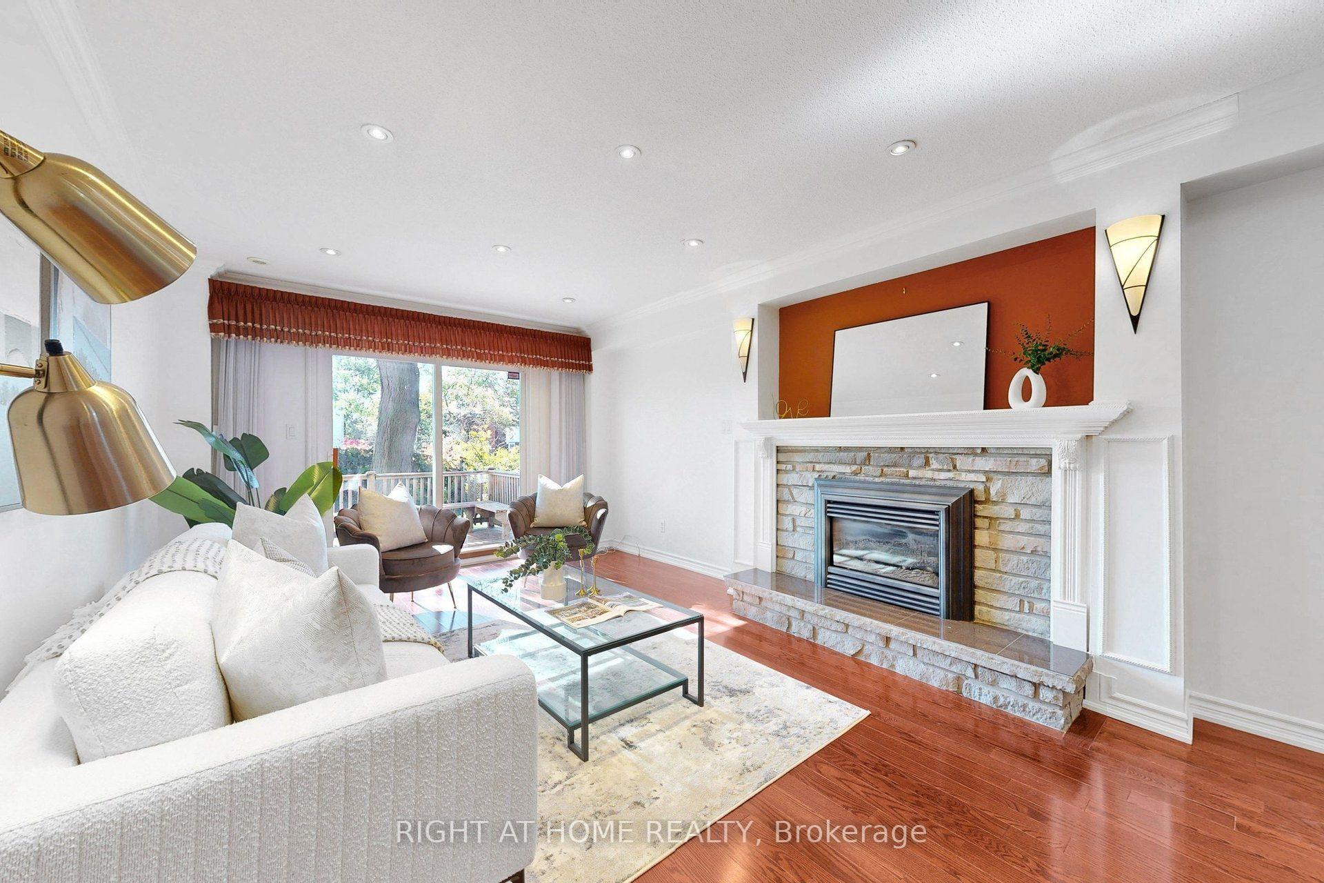 Photo 23 of 13 Clancy Drive, North York, Don Valley Village — HOMEH