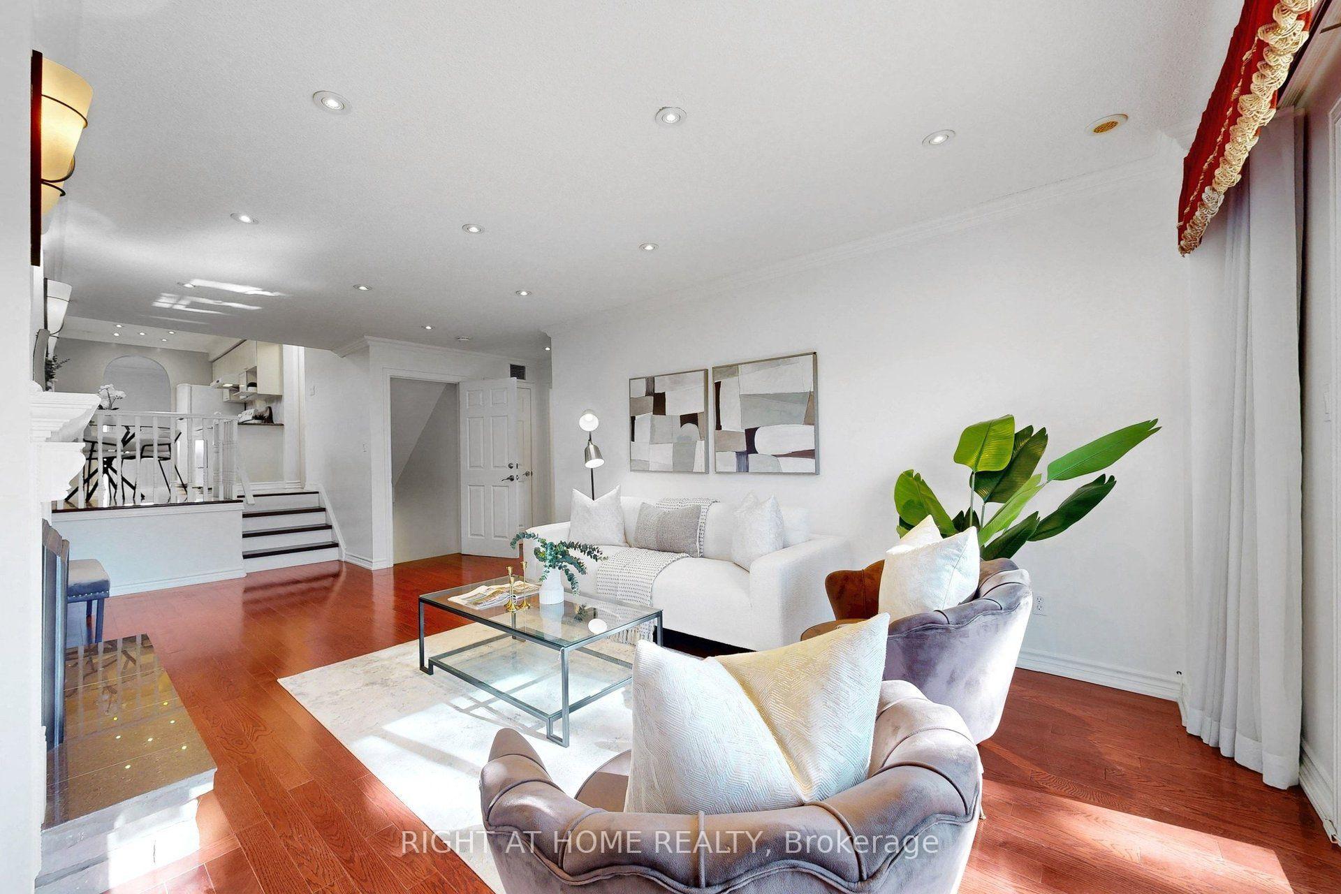 Photo 26 of 13 Clancy Drive, North York, Don Valley Village — HOMEH