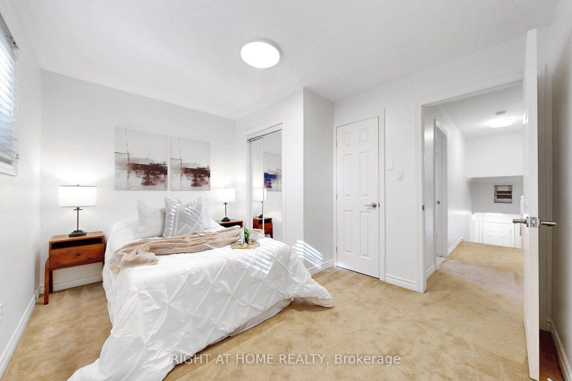 Photo 35 of 13 Clancy Drive, North York, Don Valley Village — HOMEH