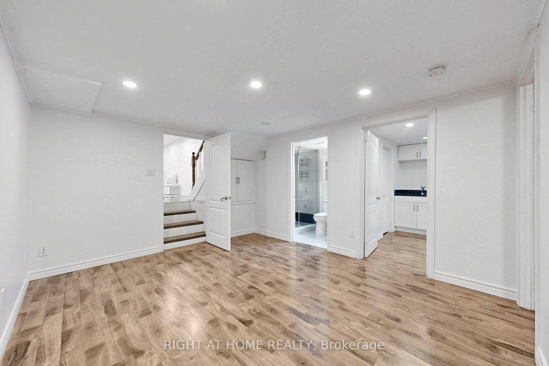 Photo 40 of 13 Clancy Drive, North York, Don Valley Village — HOMEH
