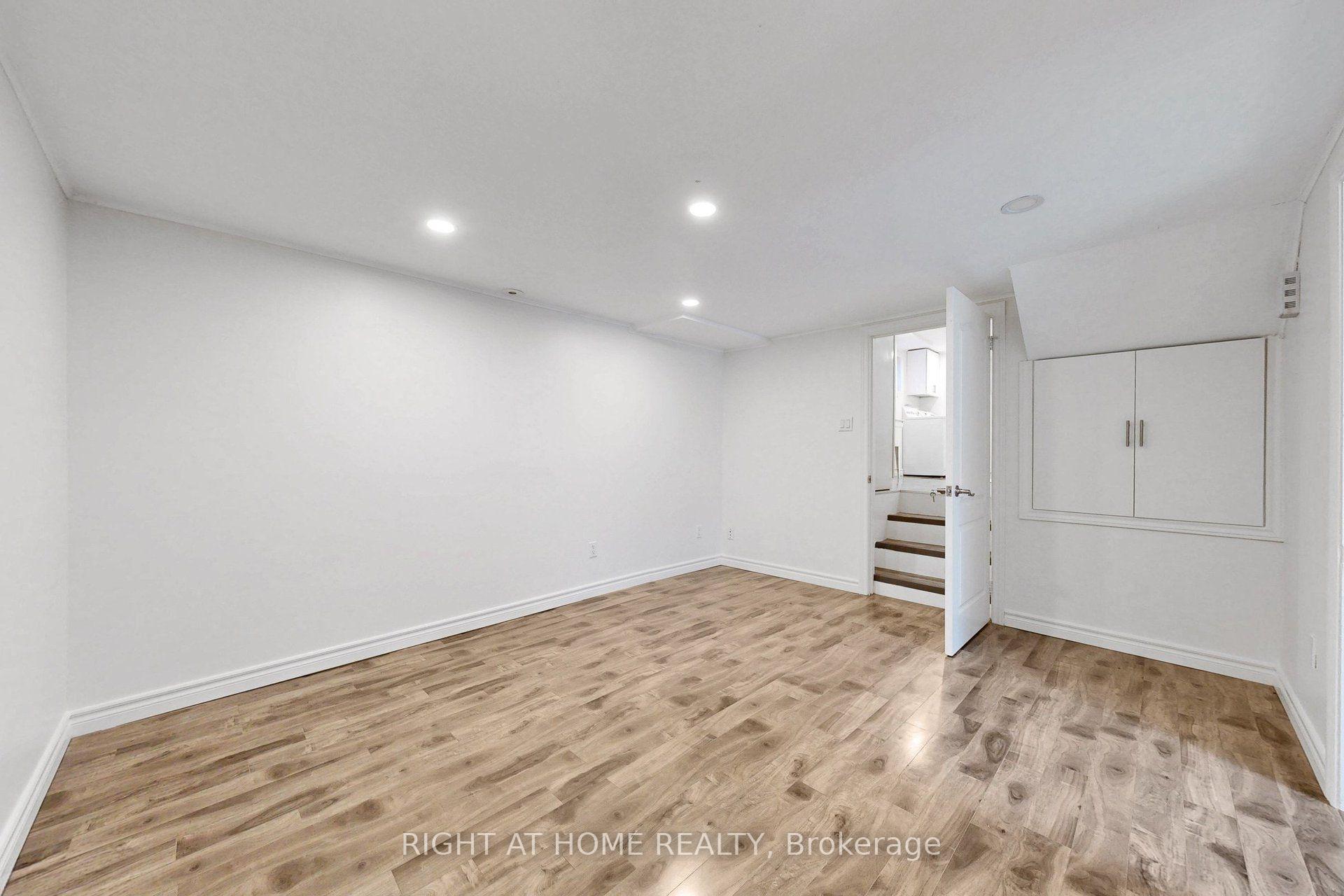 Photo 41 of 13 Clancy Drive, North York, Don Valley Village — HOMEH
