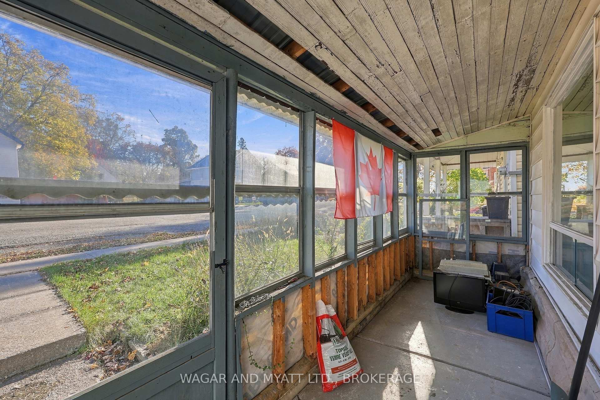 Photo 8 of 137 Green Street, Deseronto, Deseronto (Town) — HOMEH