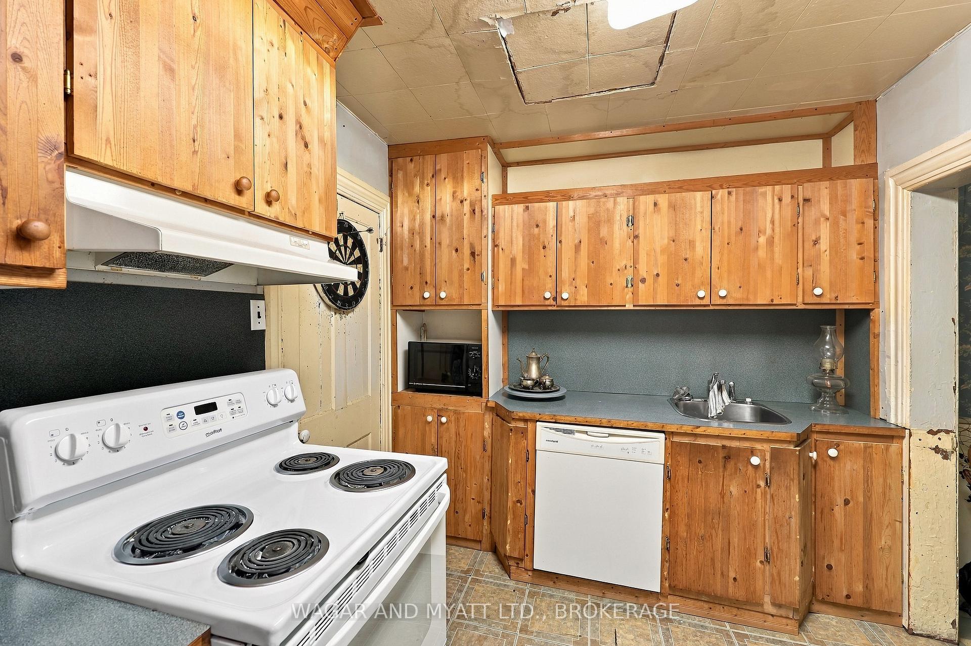 Photo 21 of 137 Green Street, Deseronto, Deseronto (Town) — HOMEH