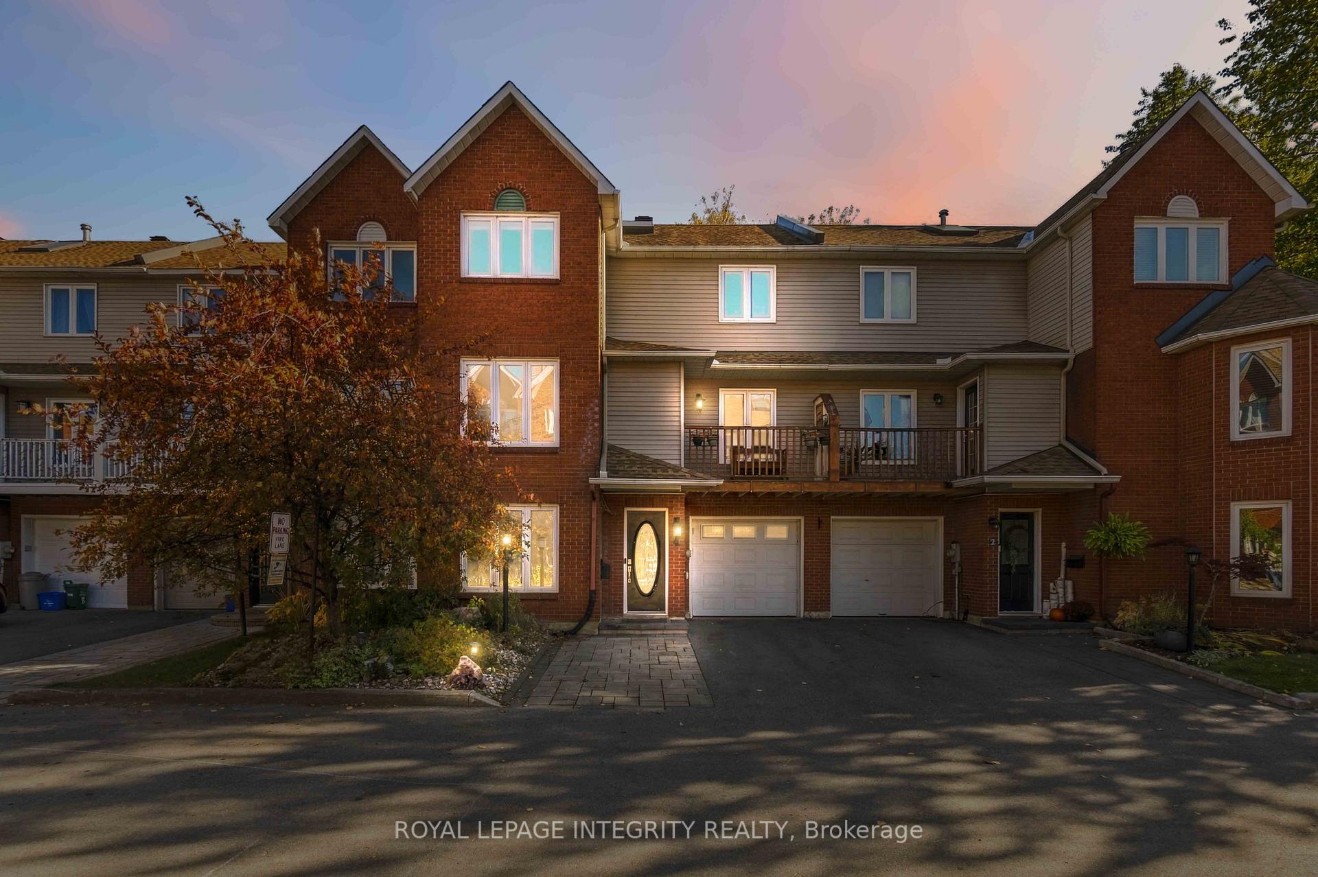 Photo 1 of 4 Berton Place, Ottawa, Kanata - Katimavik — HOMEH
