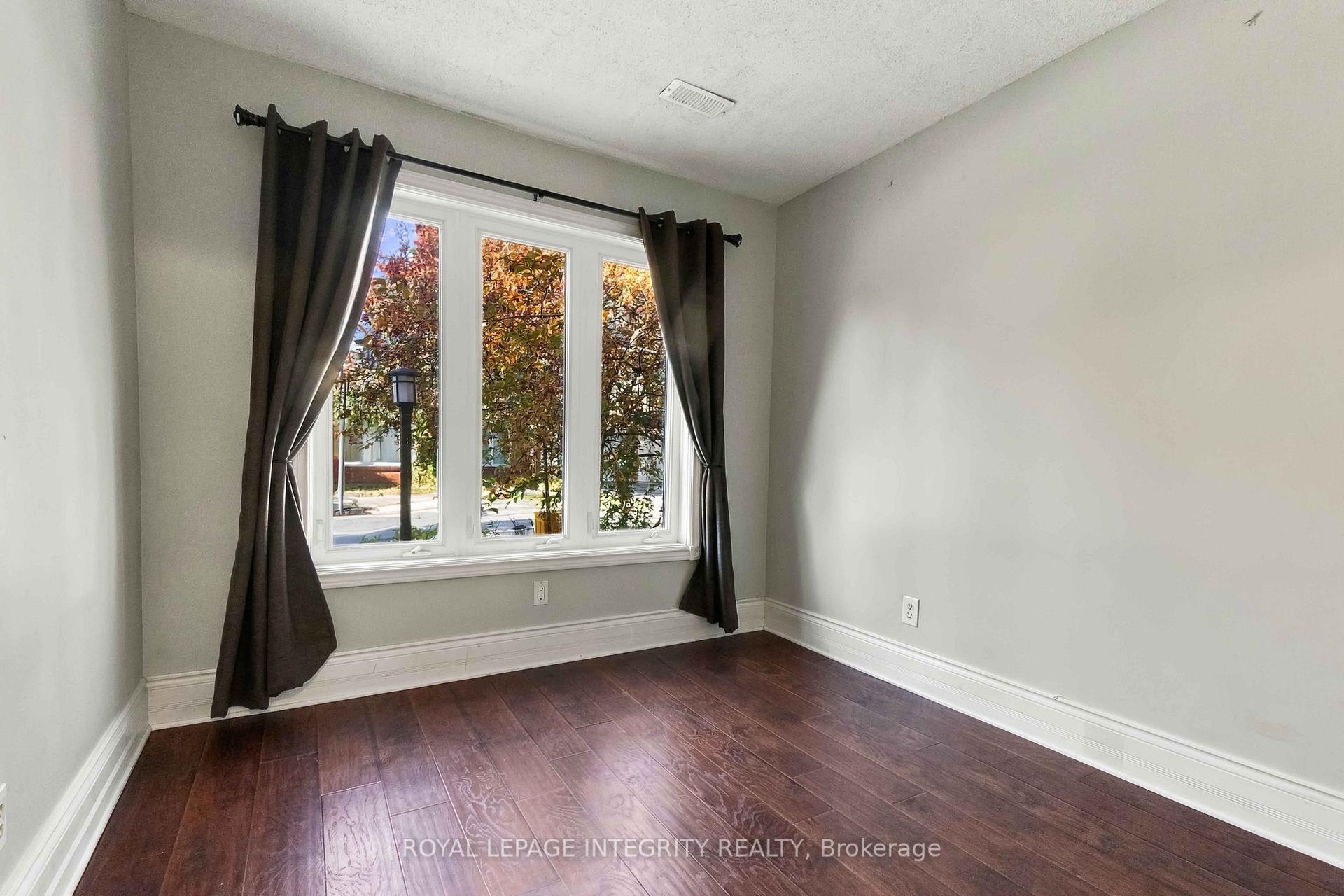 Photo 4 of 4 Berton Place, Ottawa, Kanata - Katimavik — HOMEH