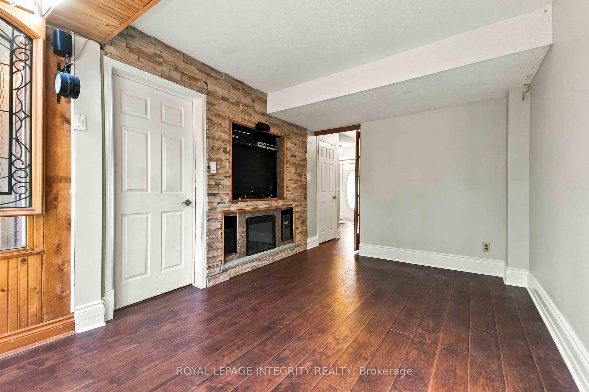 Photo 6 of 4 Berton Place, Ottawa, Kanata - Katimavik — HOMEH