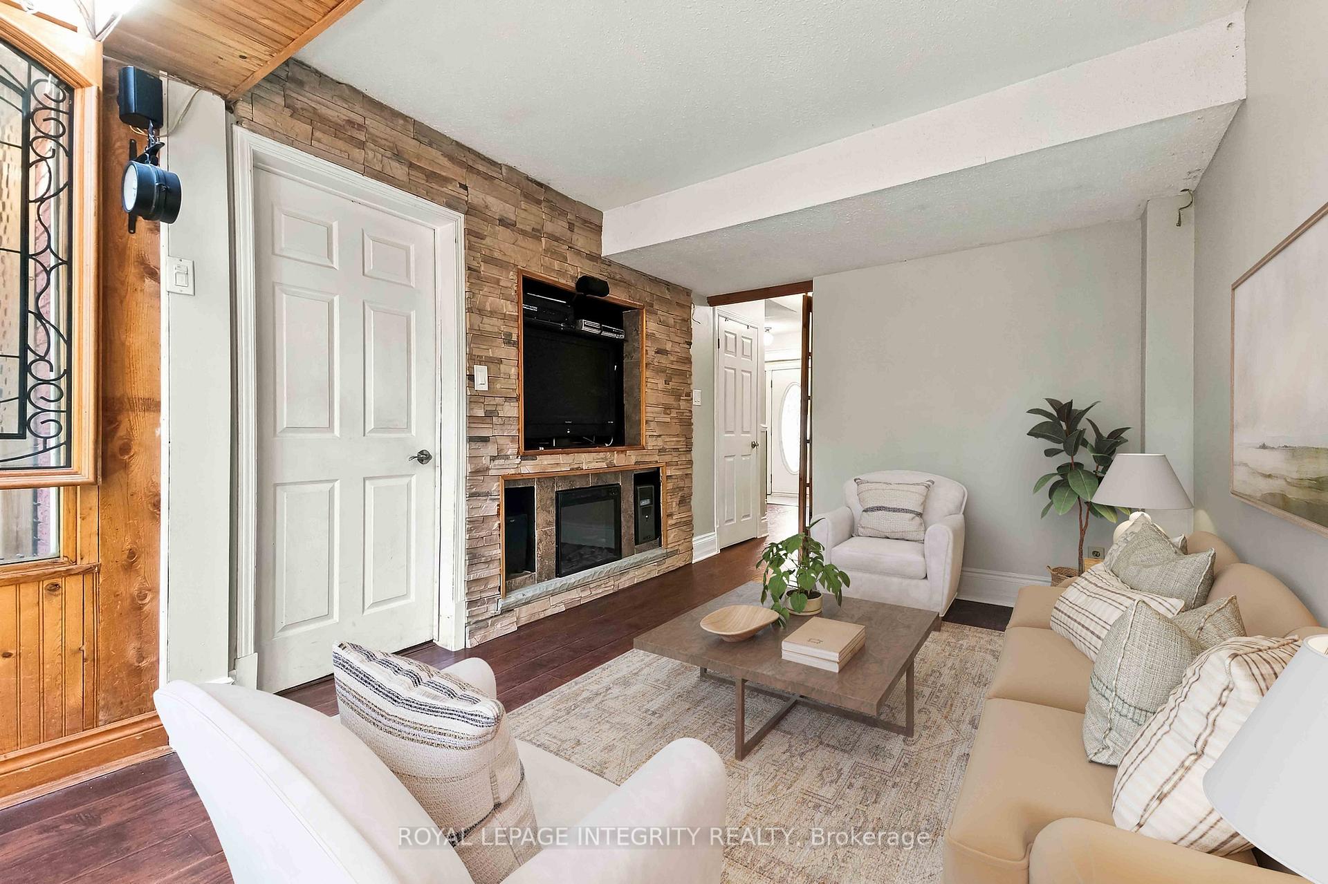 Photo 8 of 4 Berton Place, Ottawa, Kanata - Katimavik — HOMEH